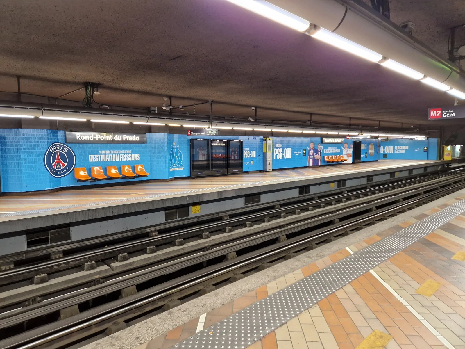 Habillage grand format métro