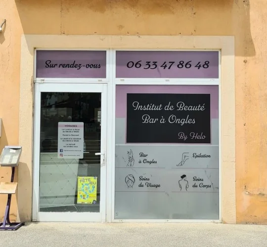 Vitrophanie commerce après