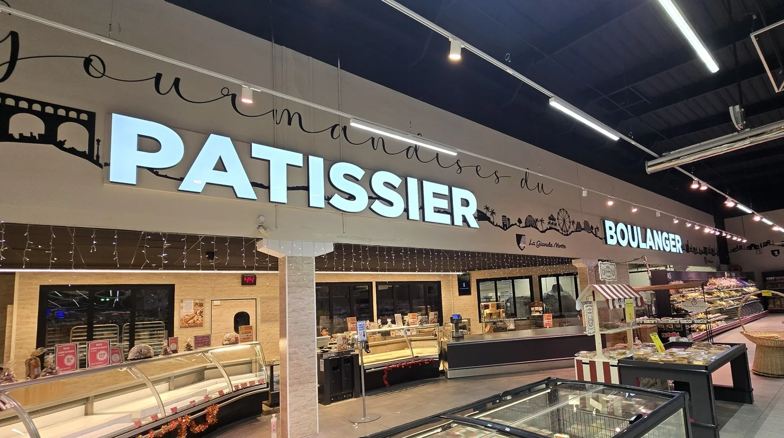 Enseigne lettres lumineuses